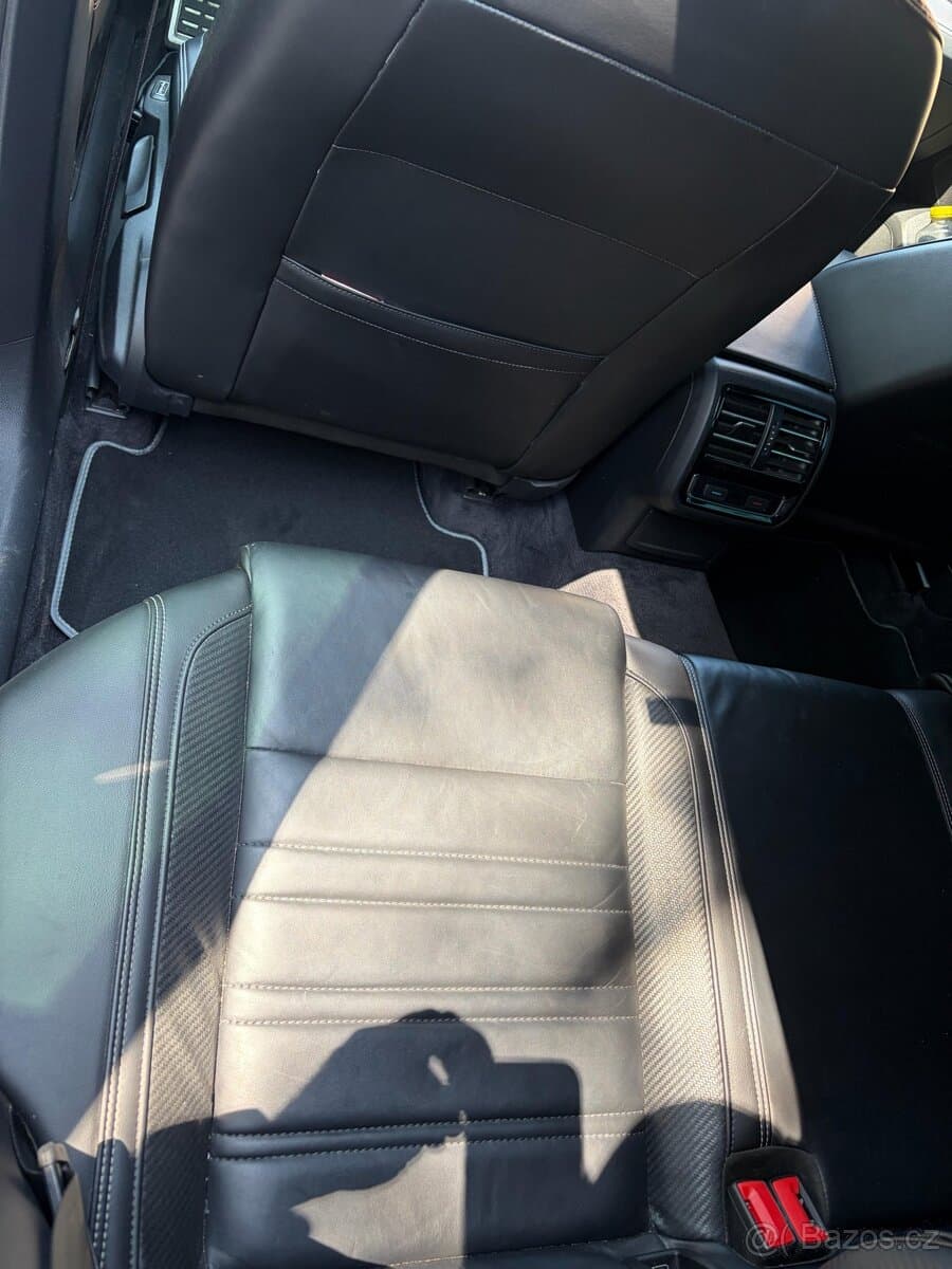 2018 Volkswagen PASSAT - 10