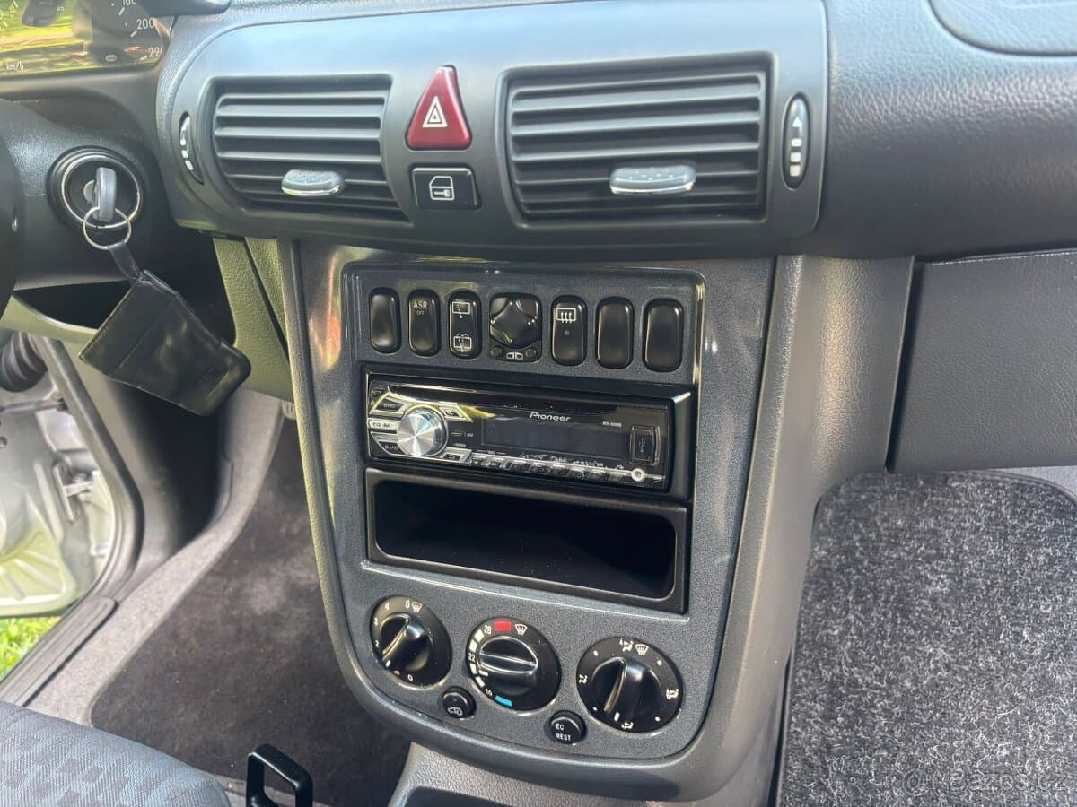 2006 Mercedes-Benz VANEO - 10