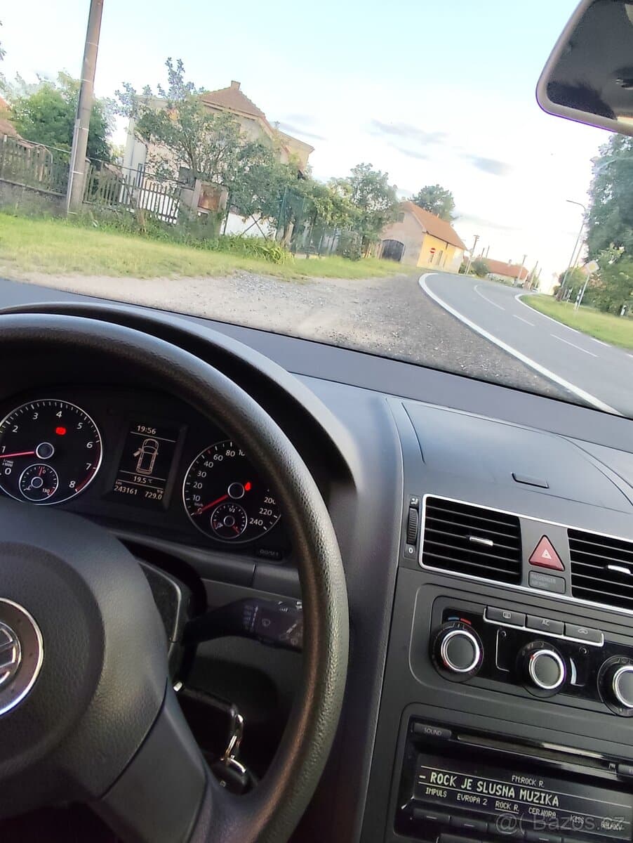 2013 Volkswagen TOURAN - 10