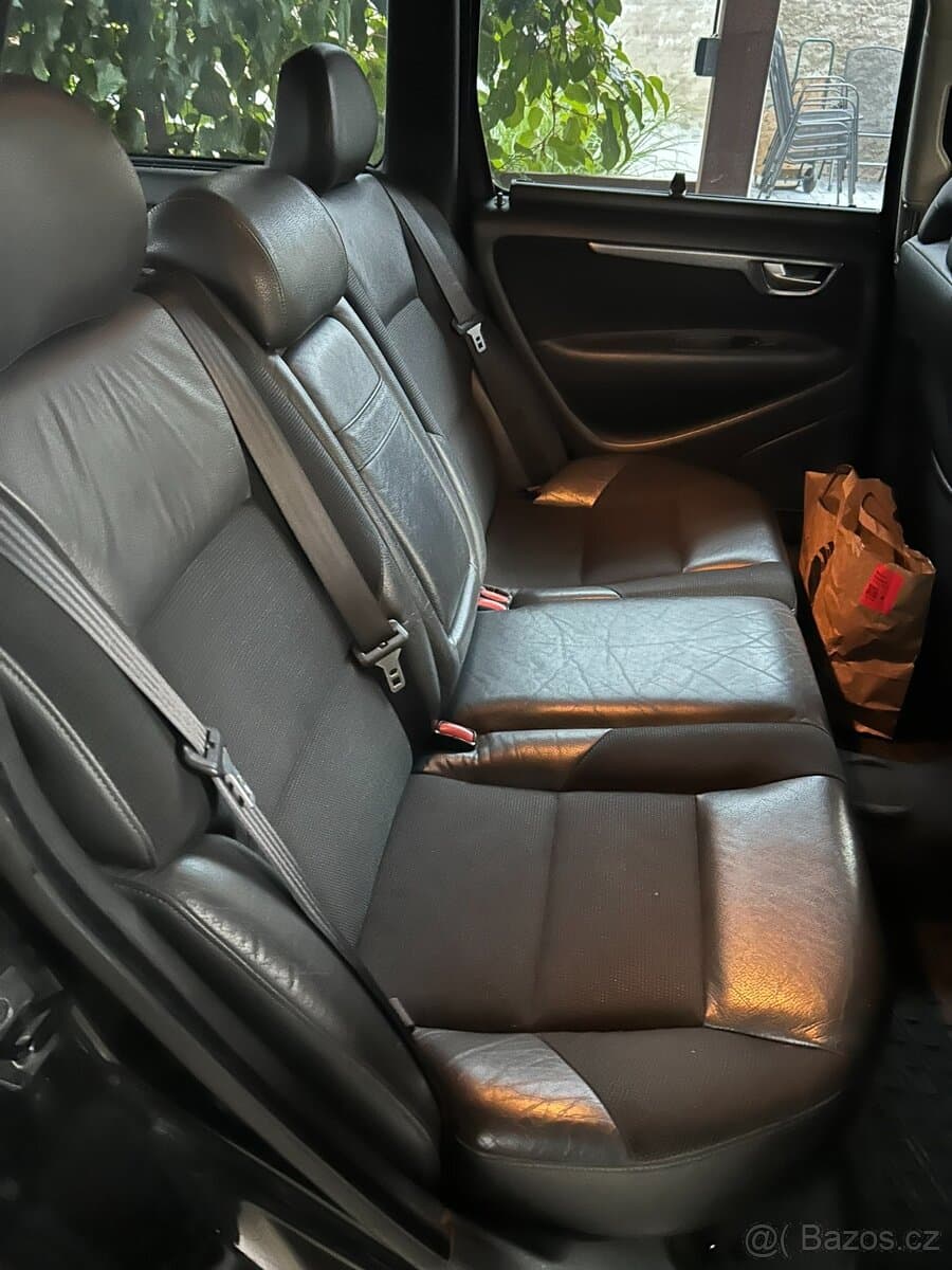 2007 Volvo V70 - 10