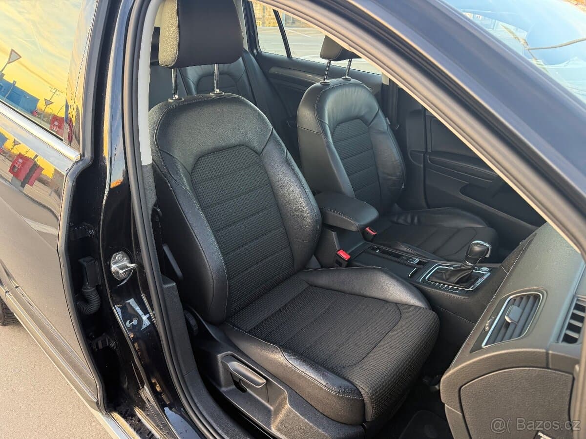 2015 Volkswagen GOLF - 10