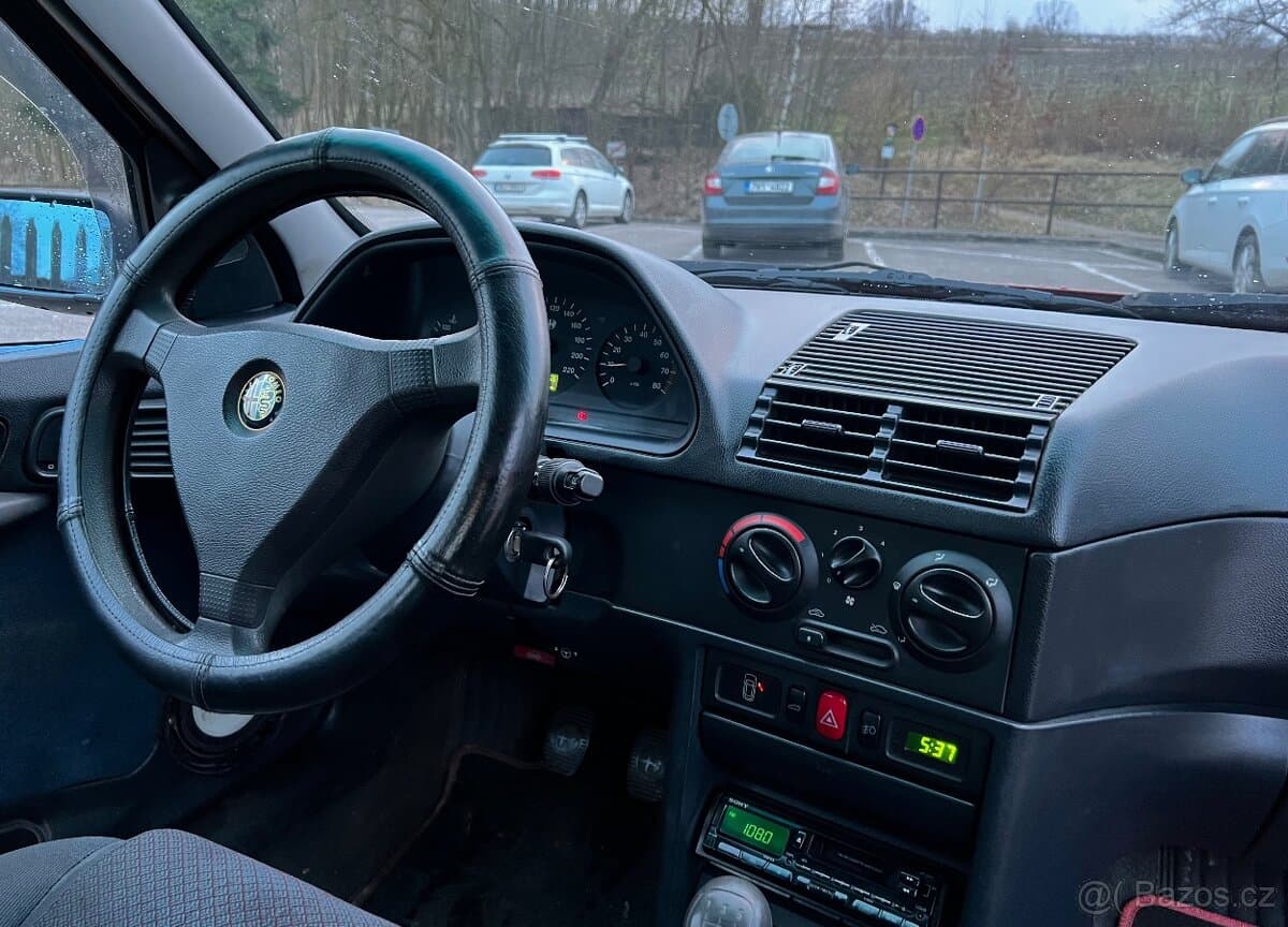 1994 Alfa Romeo 146 - 10