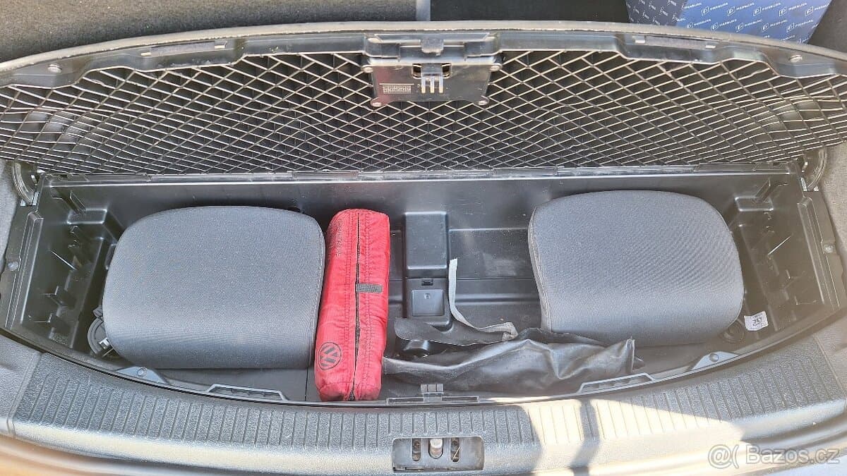 2012 Volkswagen TOURAN - 10