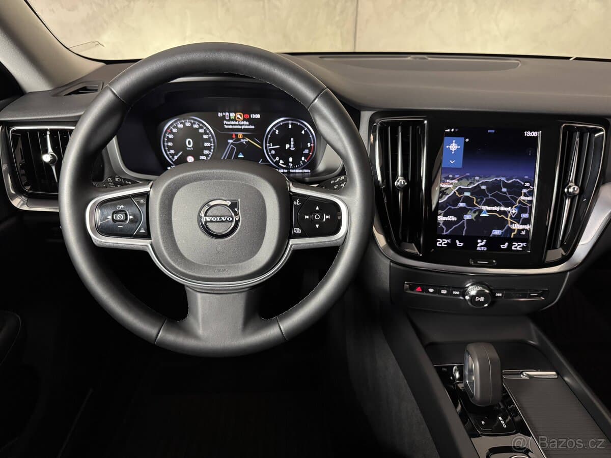 2021 Volvo V60 - 10