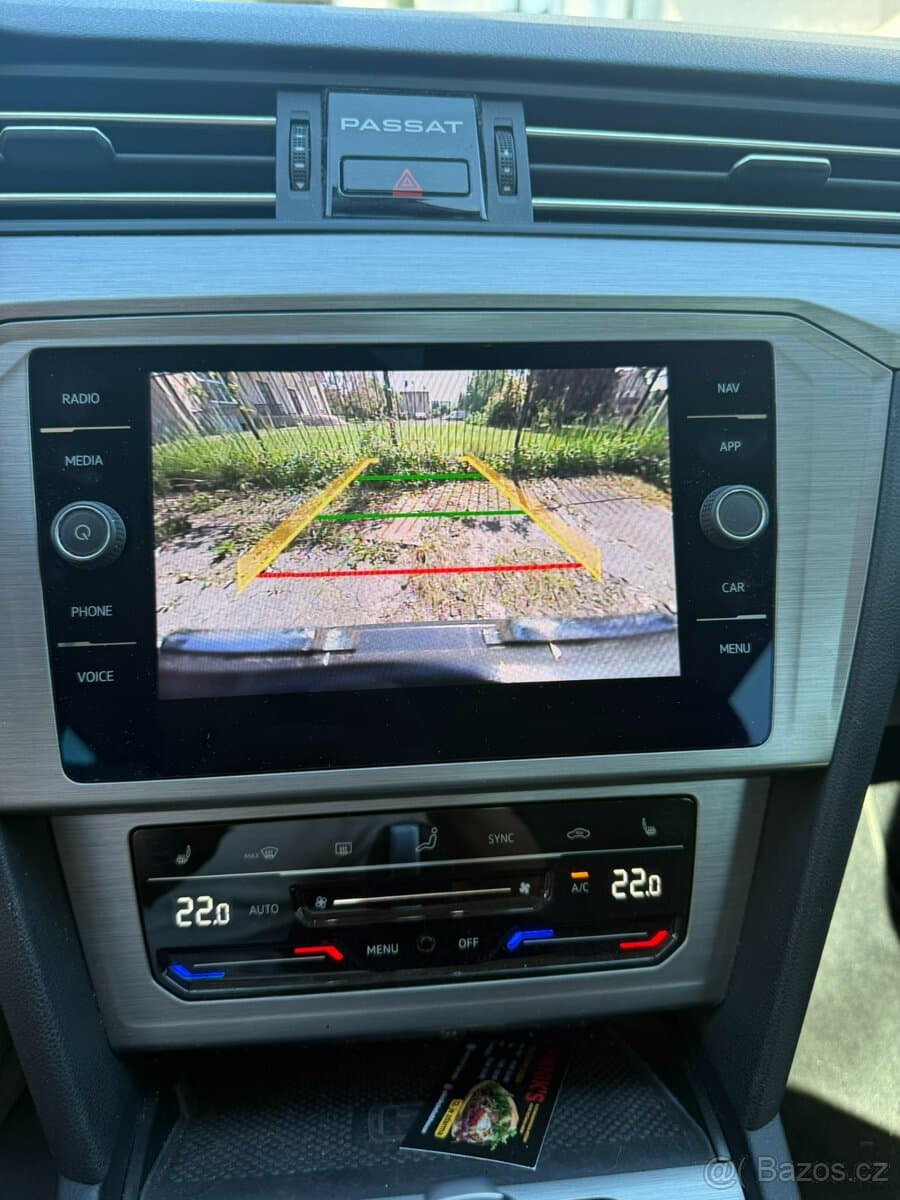 2020 Volkswagen PASSAT - 10