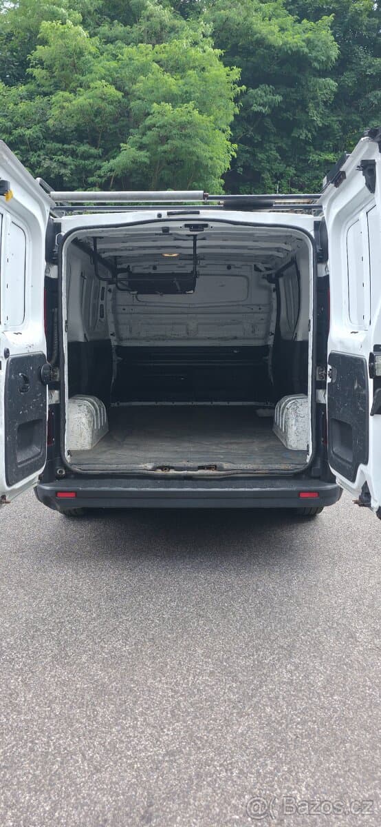 2019 Renault TRAFIC - 10