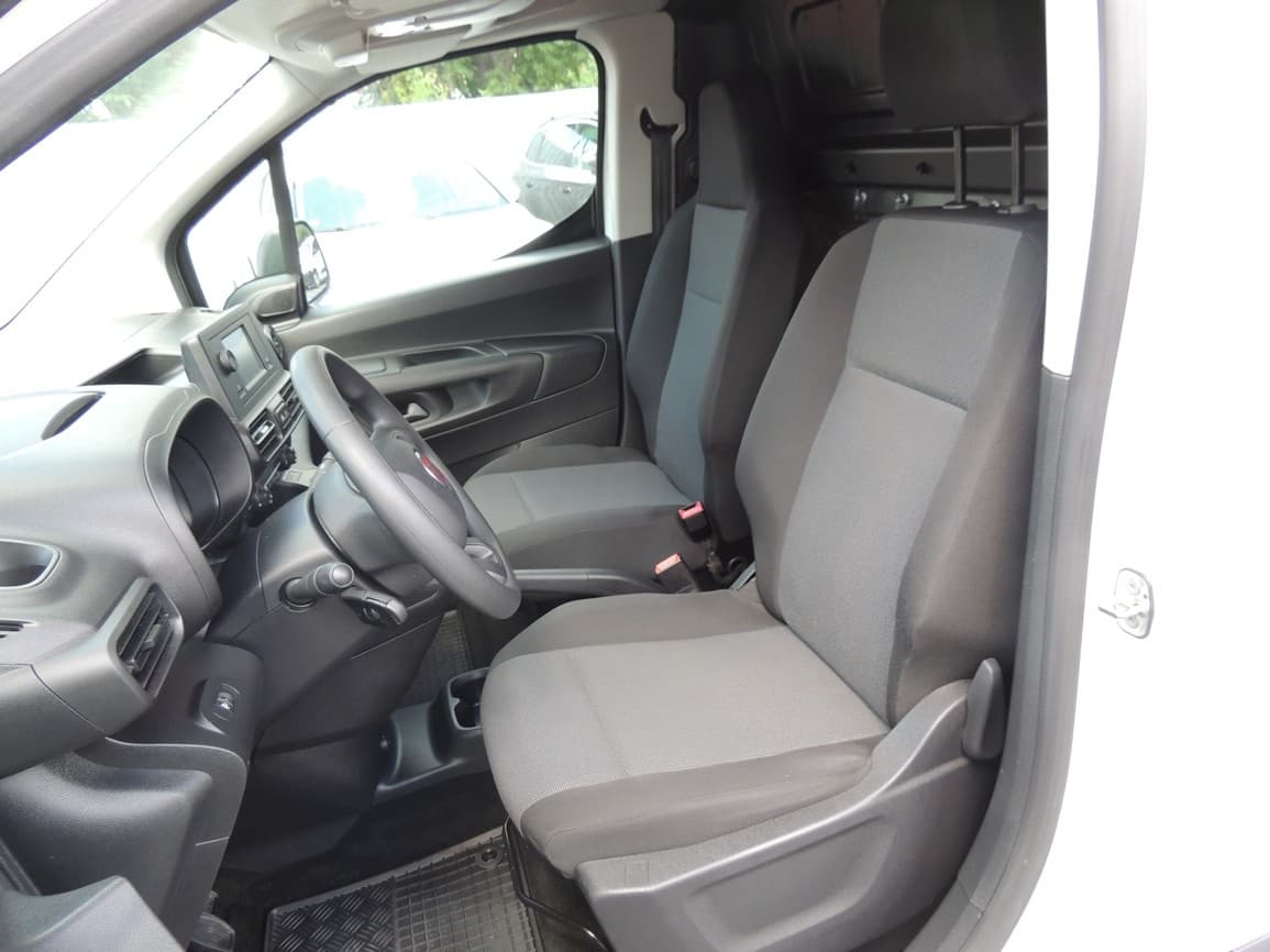 2023 Fiat DOBLO - 10