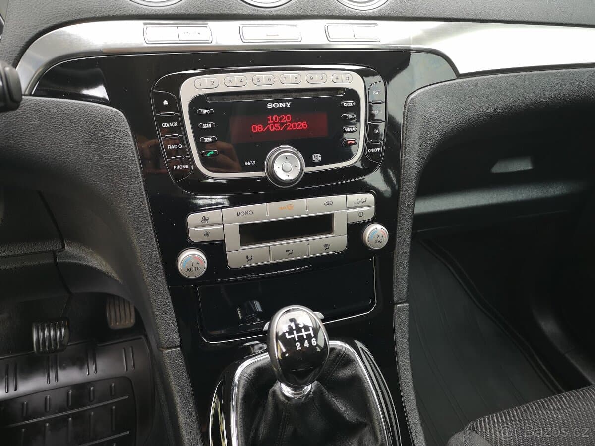 2011 Ford GALAXY - 10