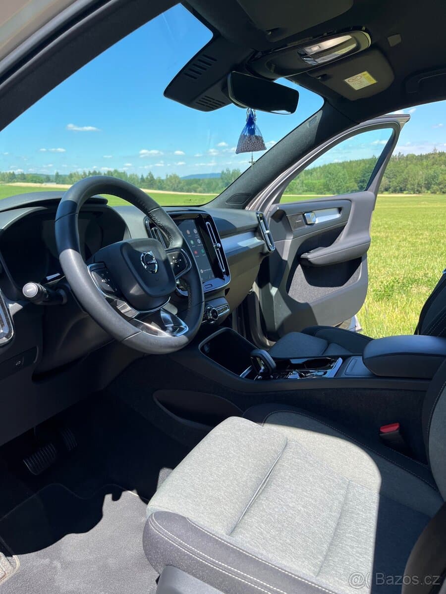 Volvo XC40 - 10
