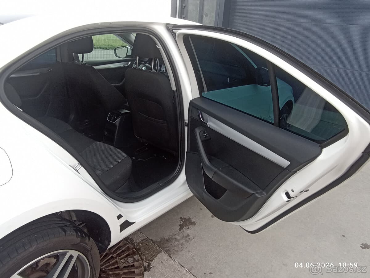 2014 Škoda OCTAVIA - 10