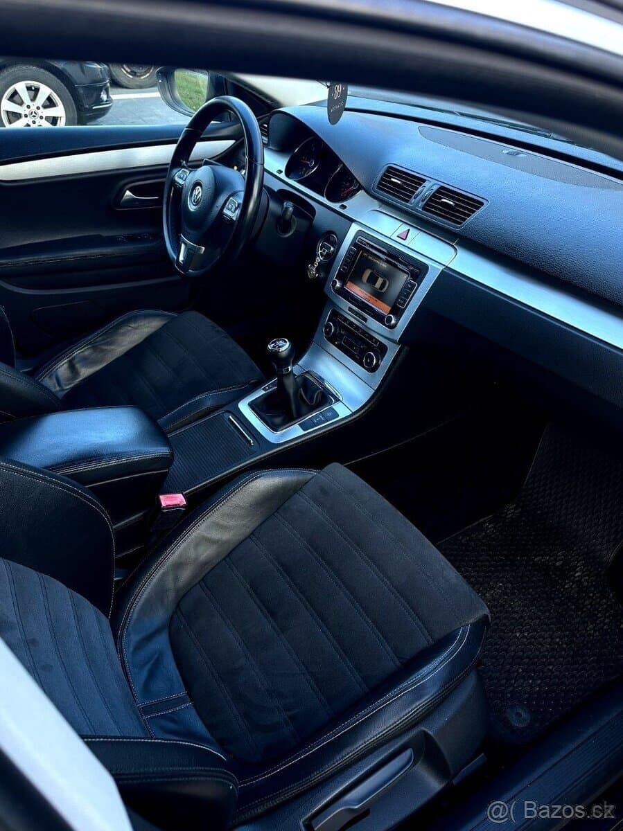 2009 Volkswagen PASSAT CC - 10
