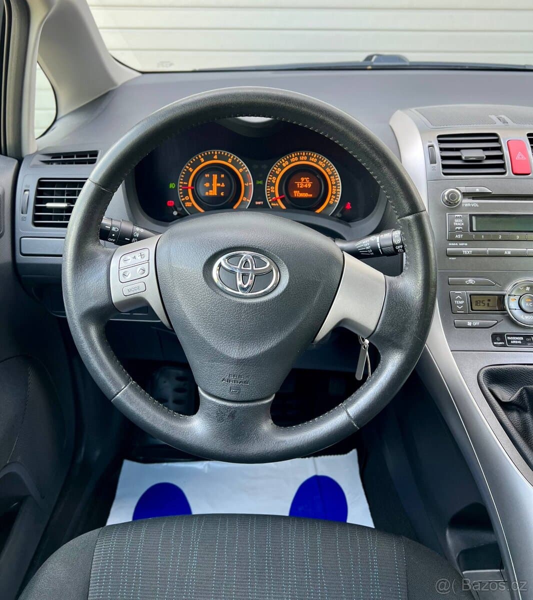 2008 Toyota AURIS - 10