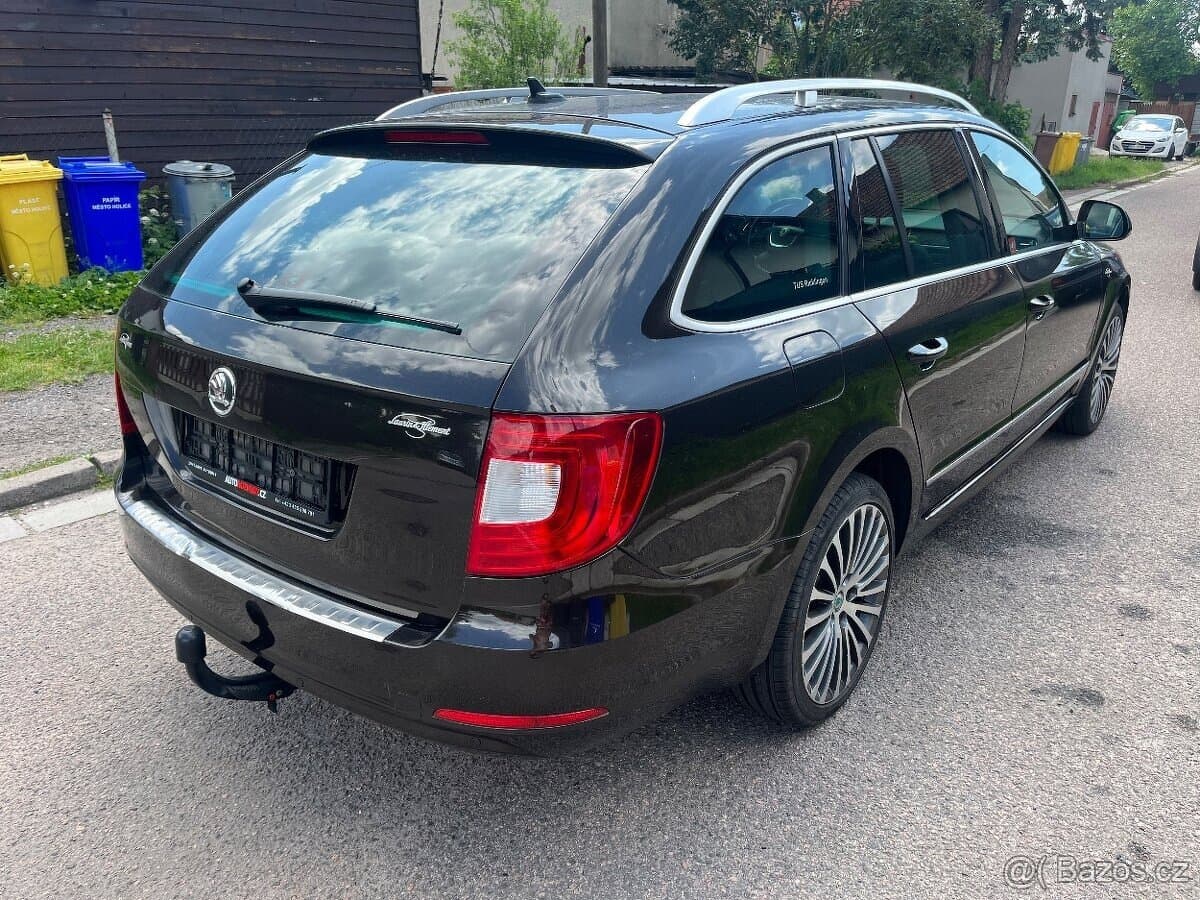 2012 Škoda SUPERB - 10