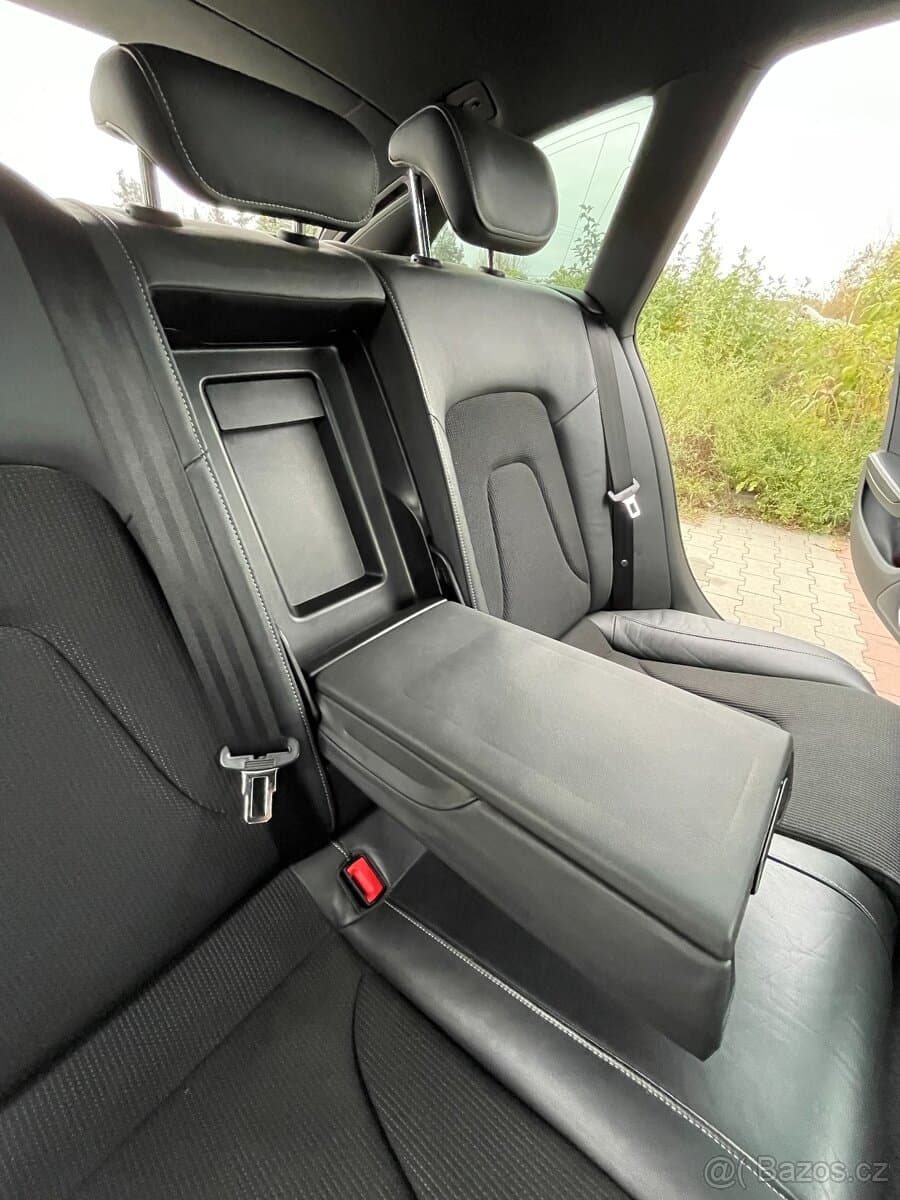 2010 Audi A4 - 10