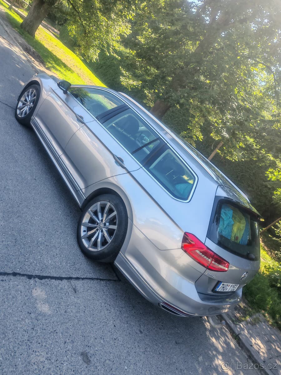 2018 Volkswagen PASSAT - 10