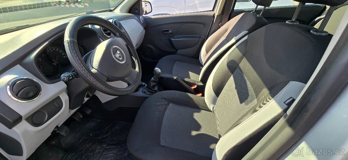2013 Dacia SANDERO - 10