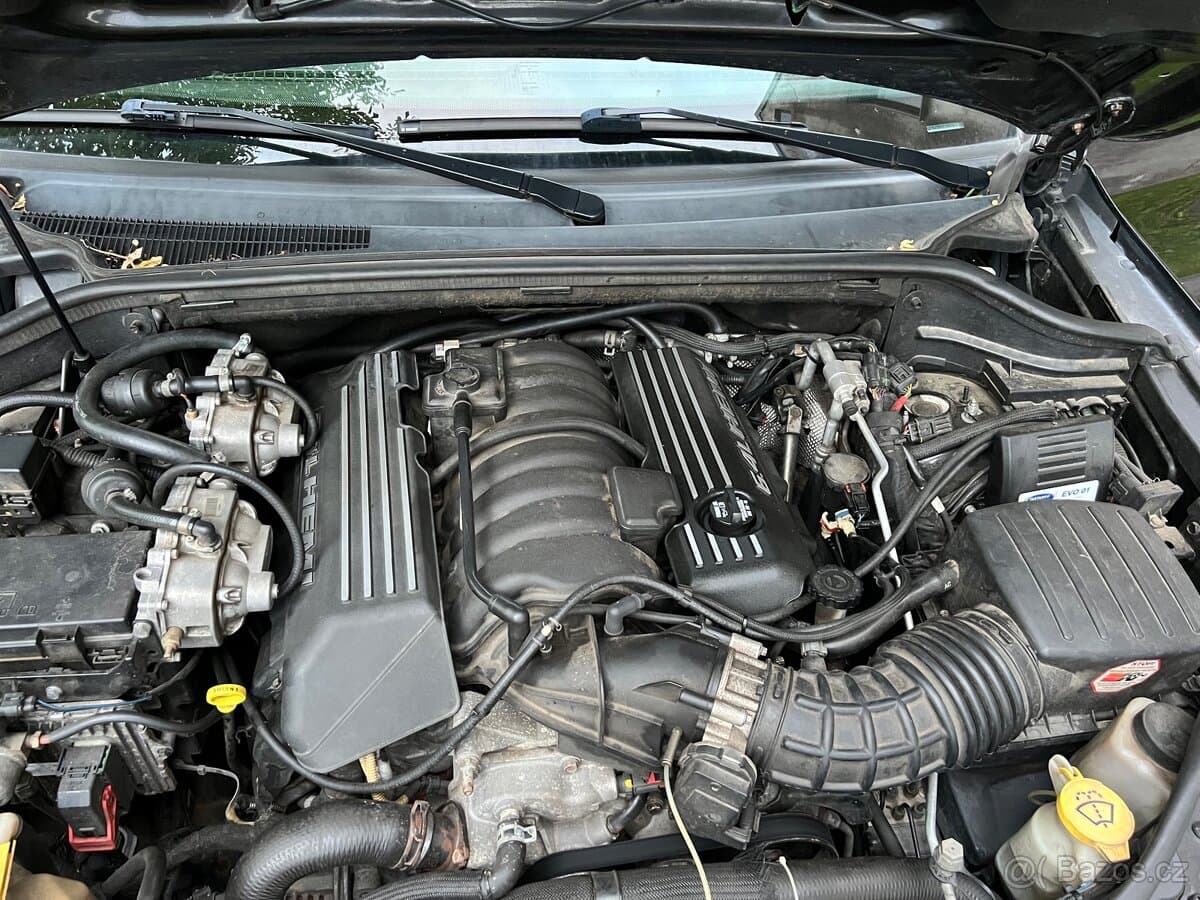 2012 Jeep CHEROKEE - 10