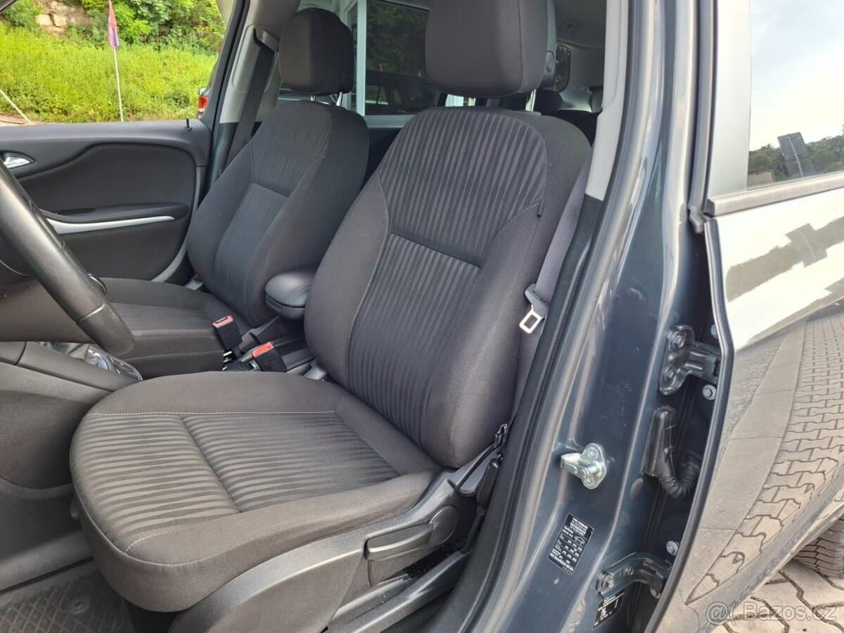 2013 Opel ZAFIRA - 10