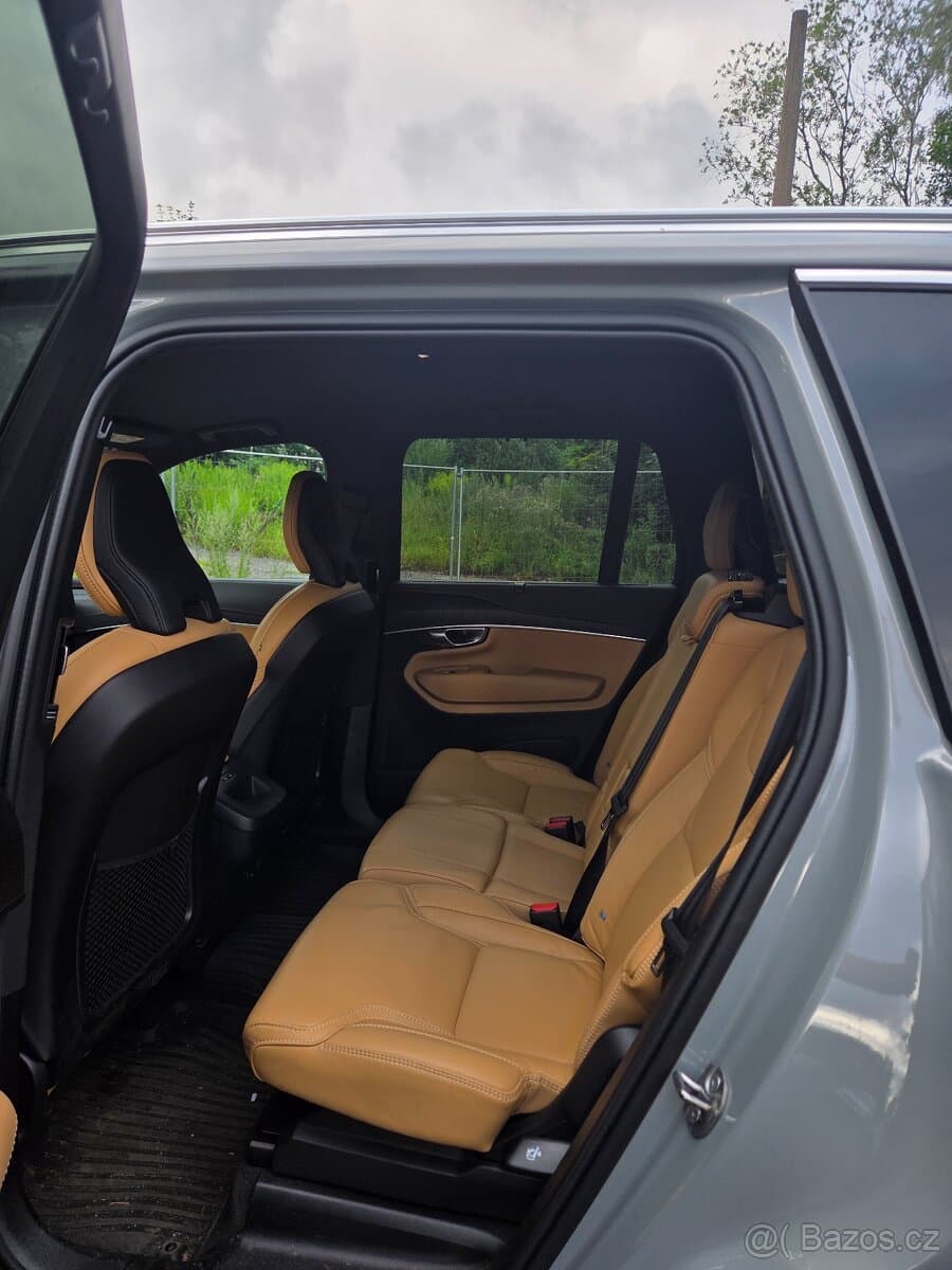 2024 Volvo XC90 - 10