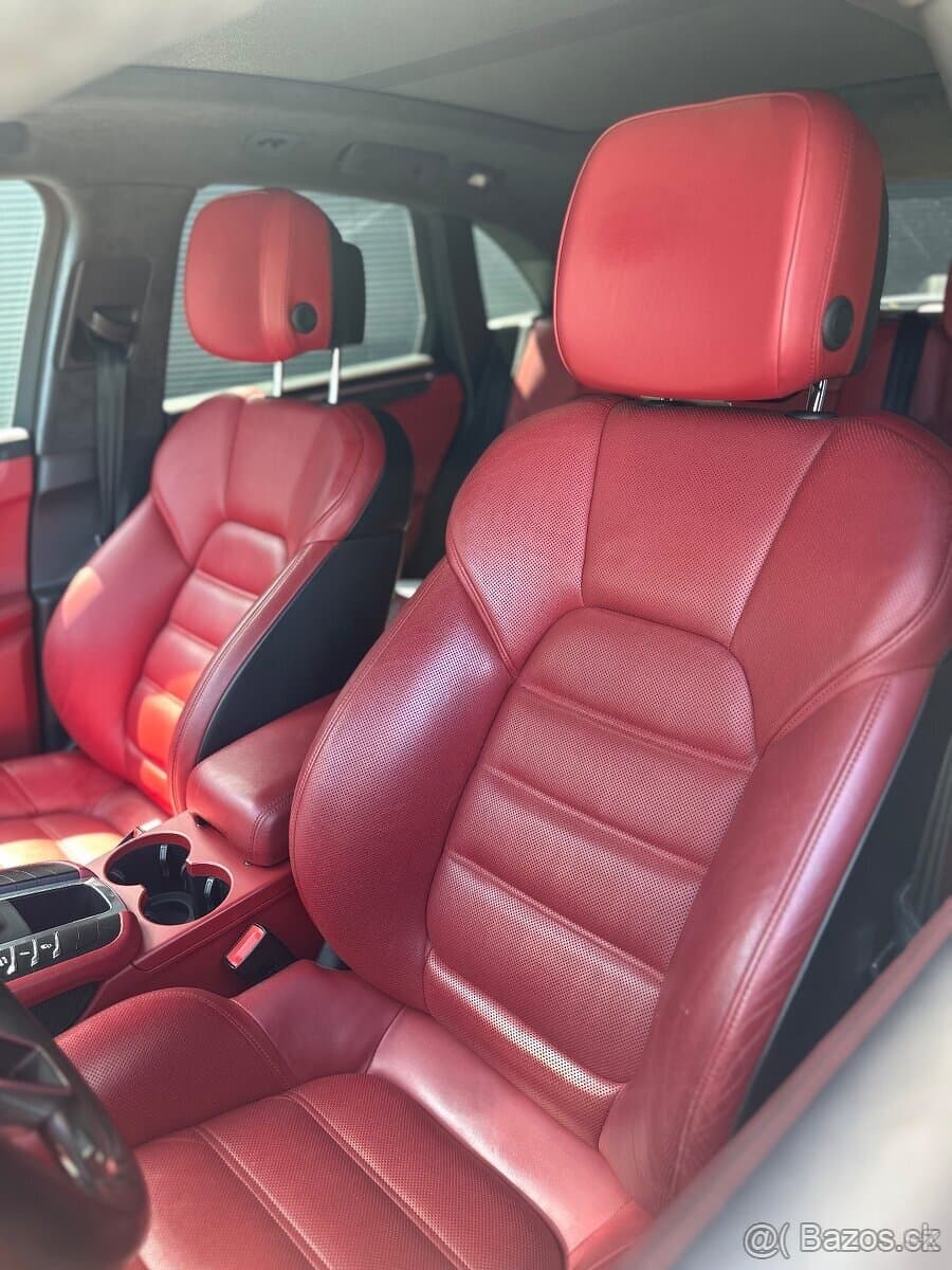 2015 Porsche MACAN - 10