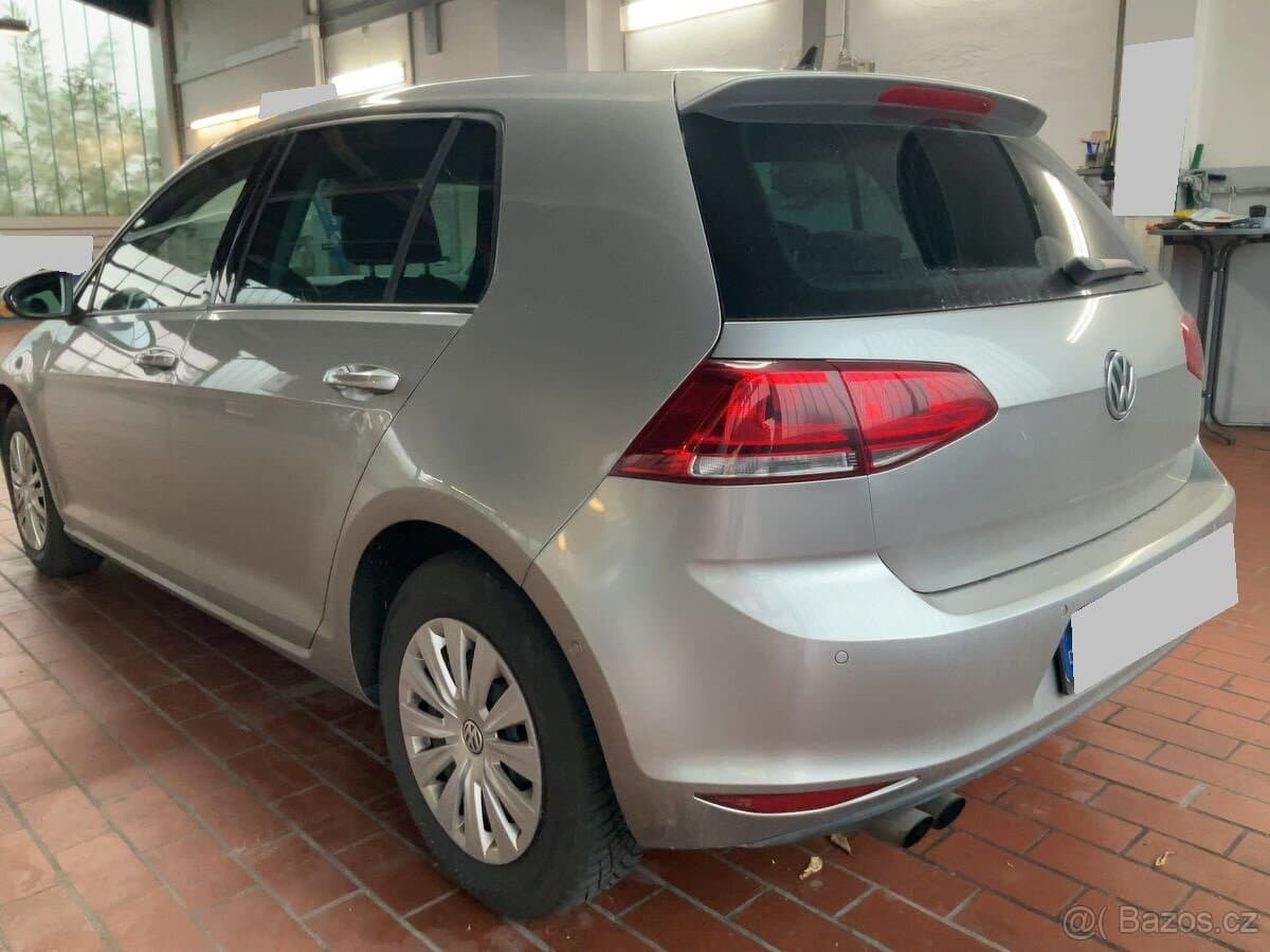 2013 Volkswagen GOLF - 10