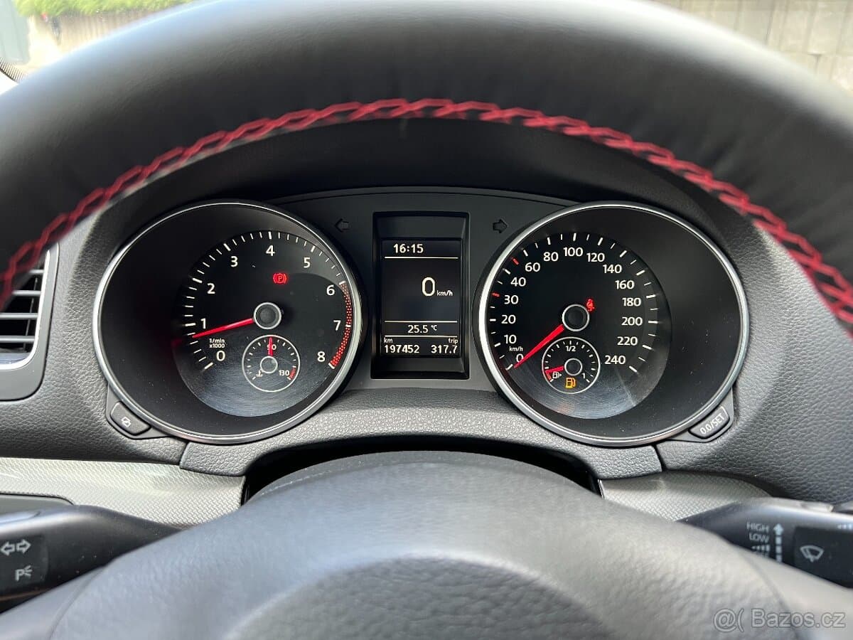 2012 Volkswagen GOLF - 10