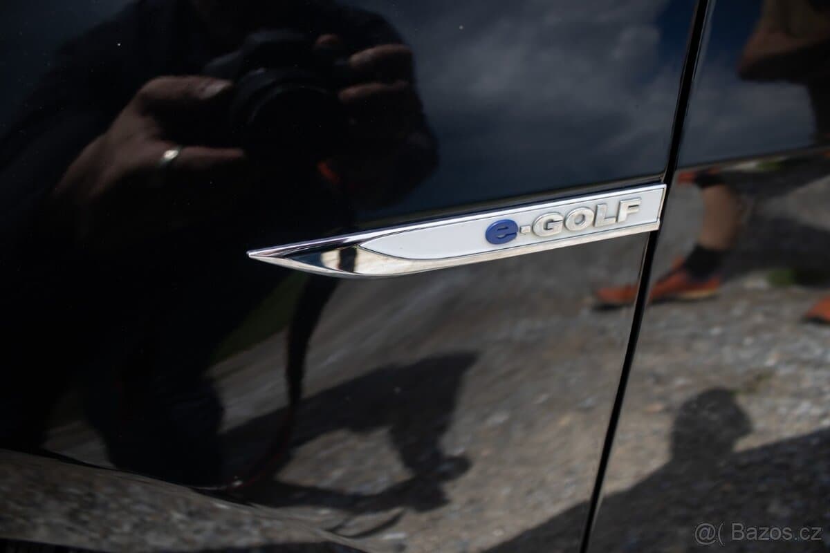 2015 Volkswagen GOLF - 10