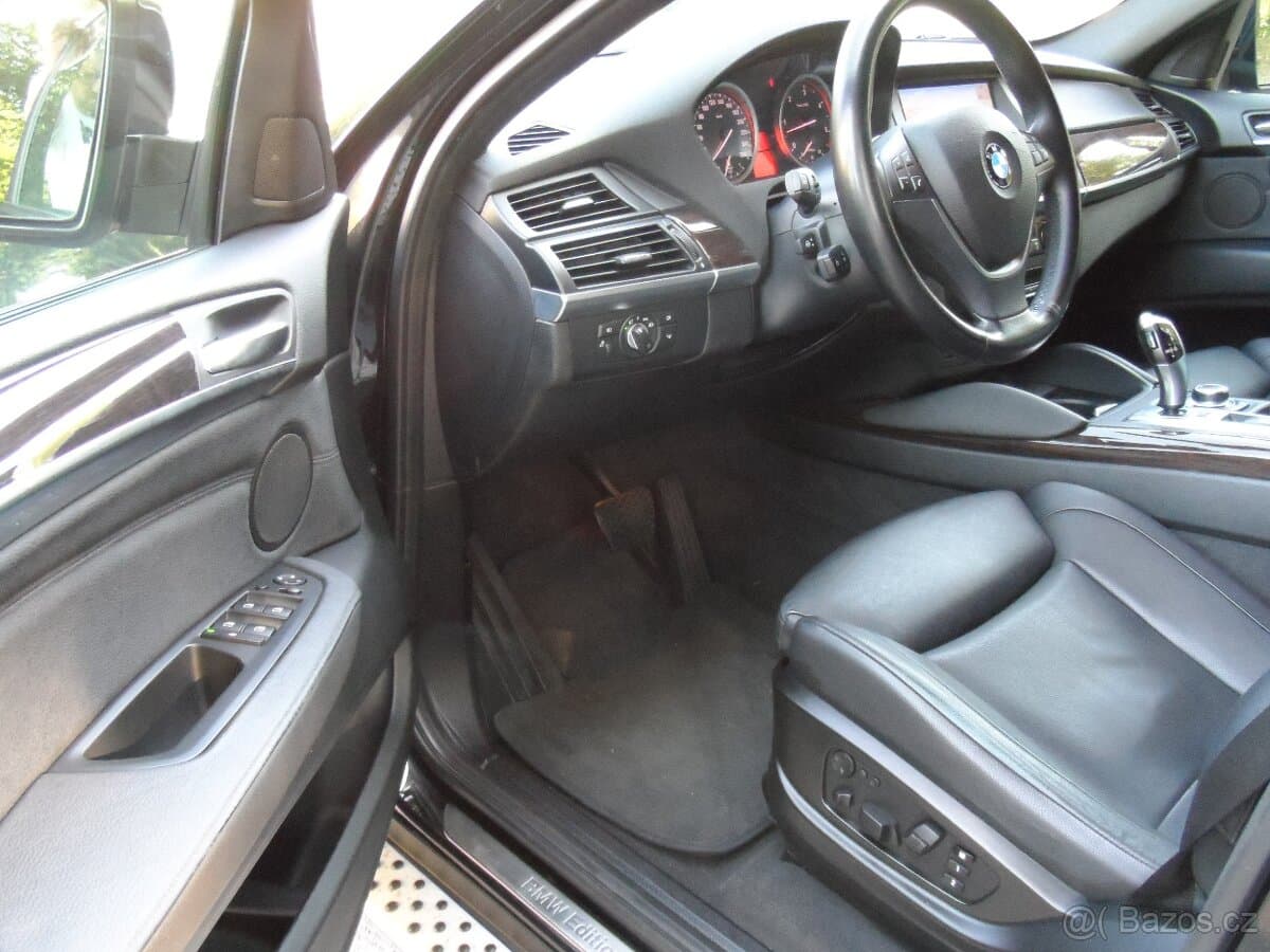 2012 BMW X6 - 10
