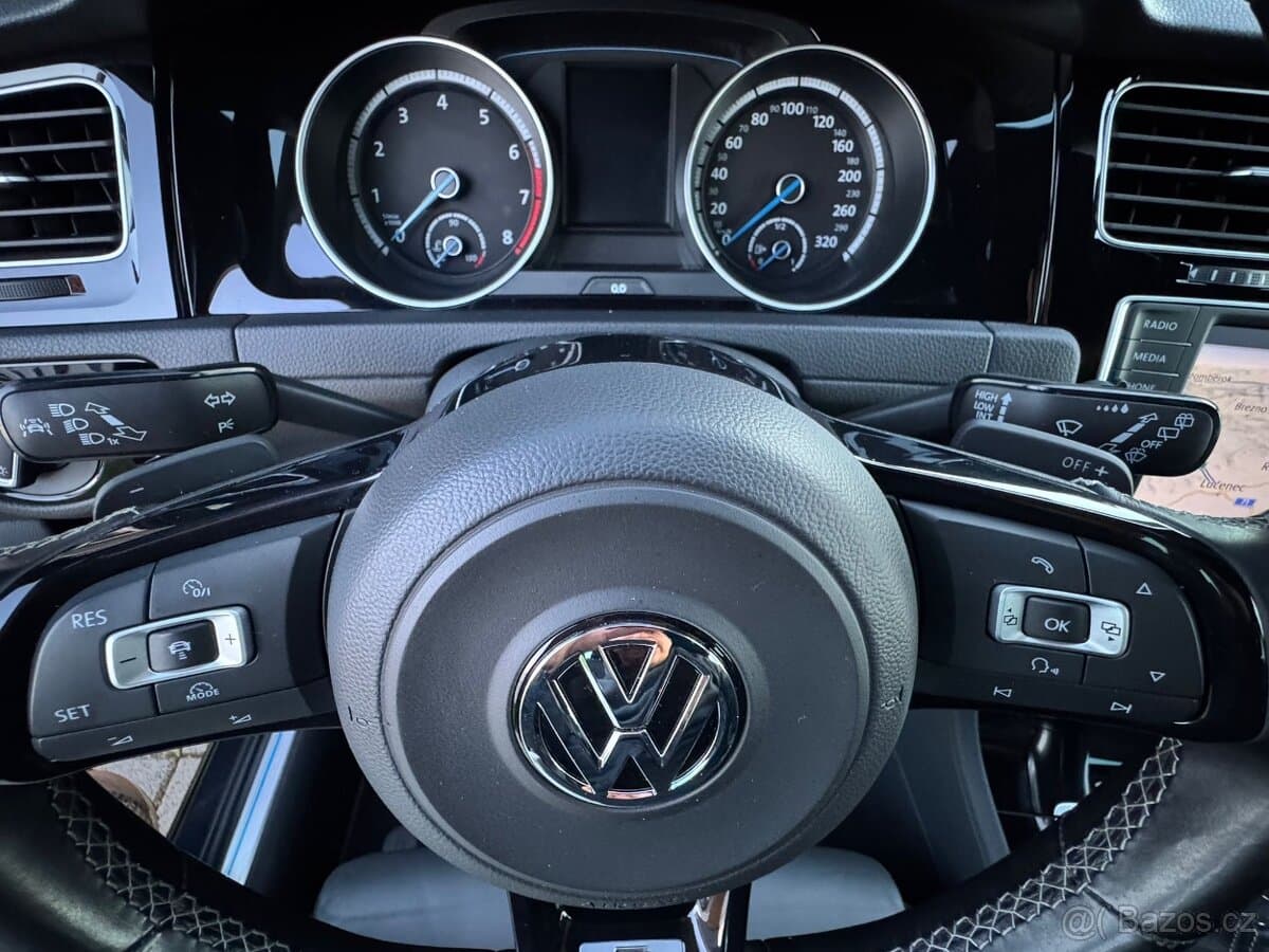 2015 Volkswagen GOLF - 10