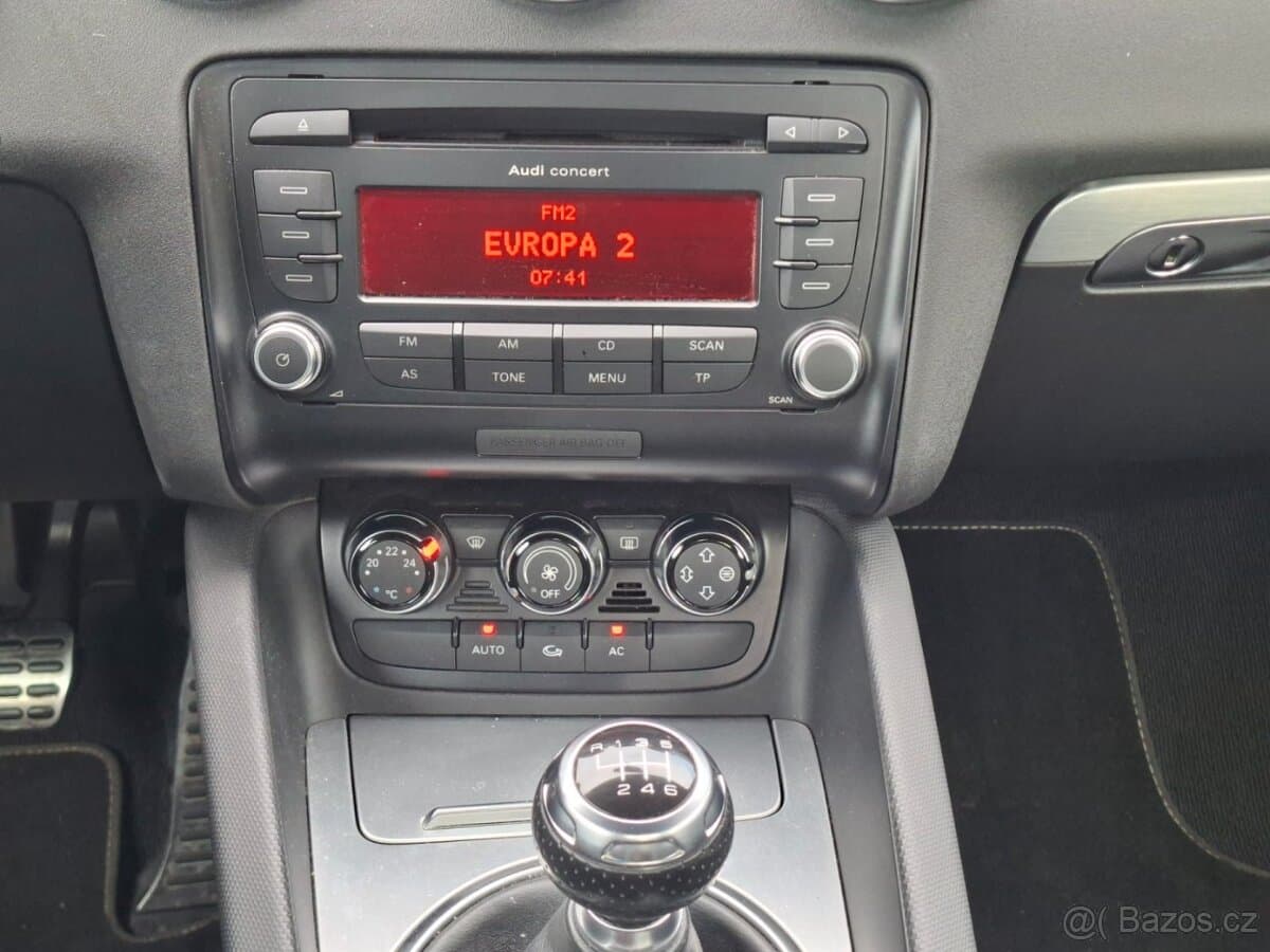 2009 Audi TT - 10