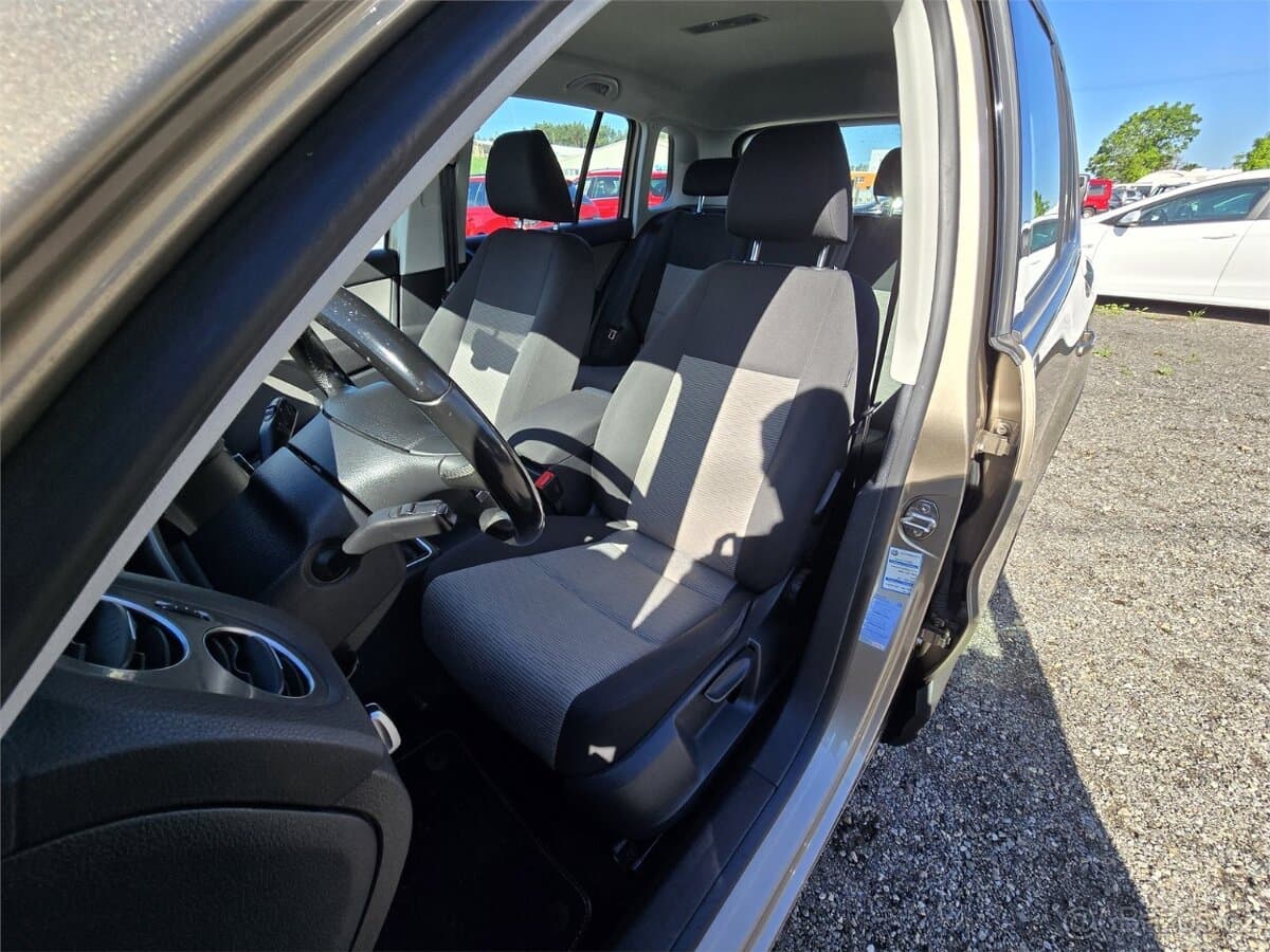 2012 Volkswagen TIGUAN - 10