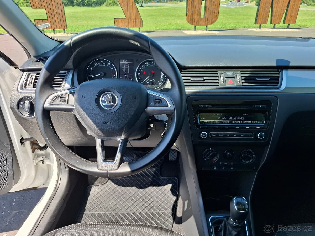 2014 Škoda RAPID - 10