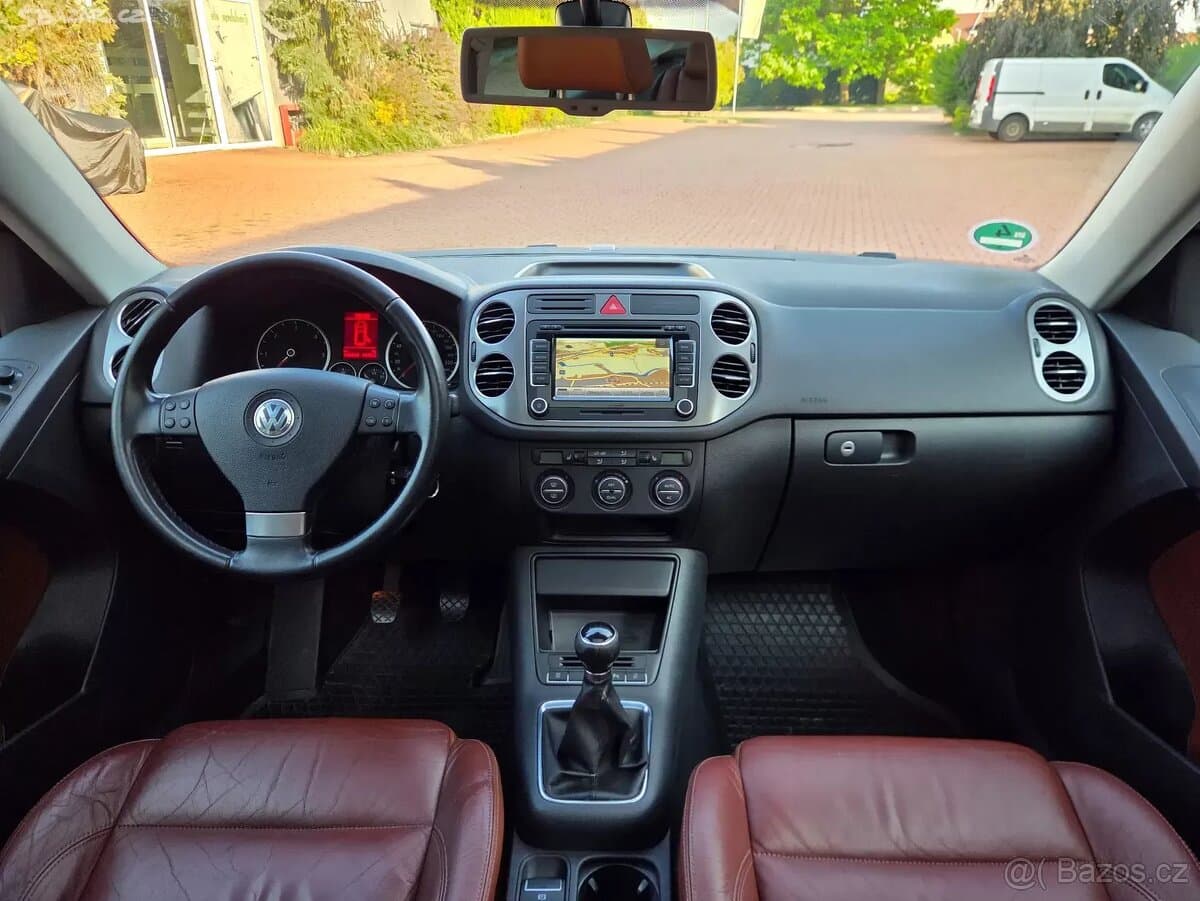 2009 Volkswagen TIGUAN - 10