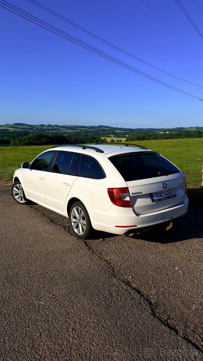 2013 Škoda SUPERB - 10