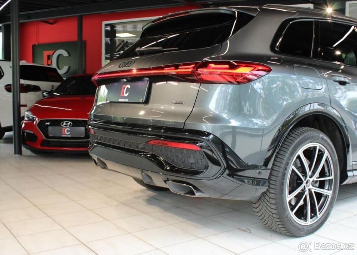 2025 Audi Q5 - 10