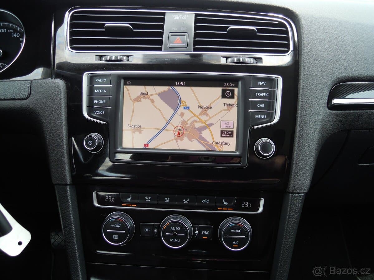 2016 Volkswagen GOLF - 10