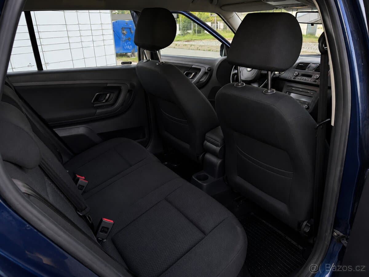 2011 Škoda FABIA - 10