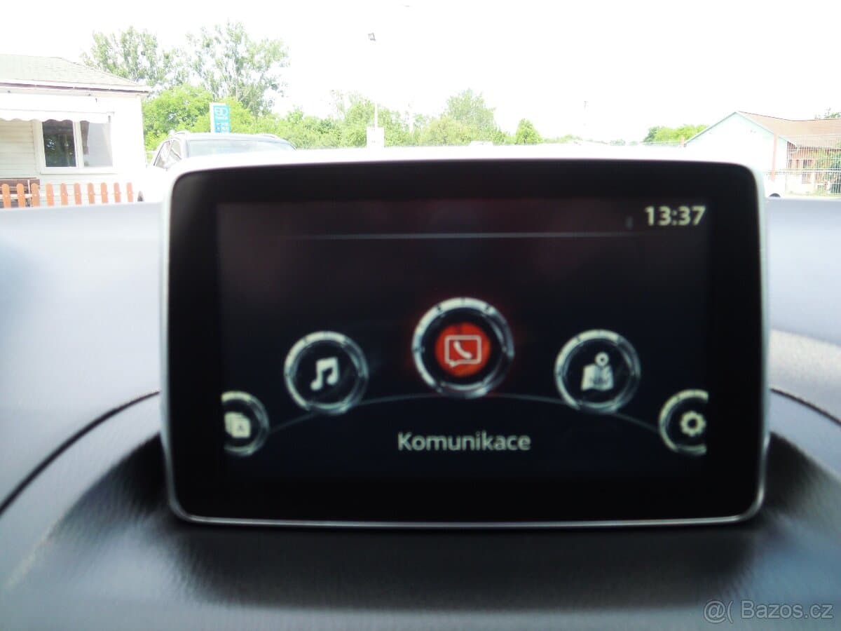 2016 Mazda 3 - 10