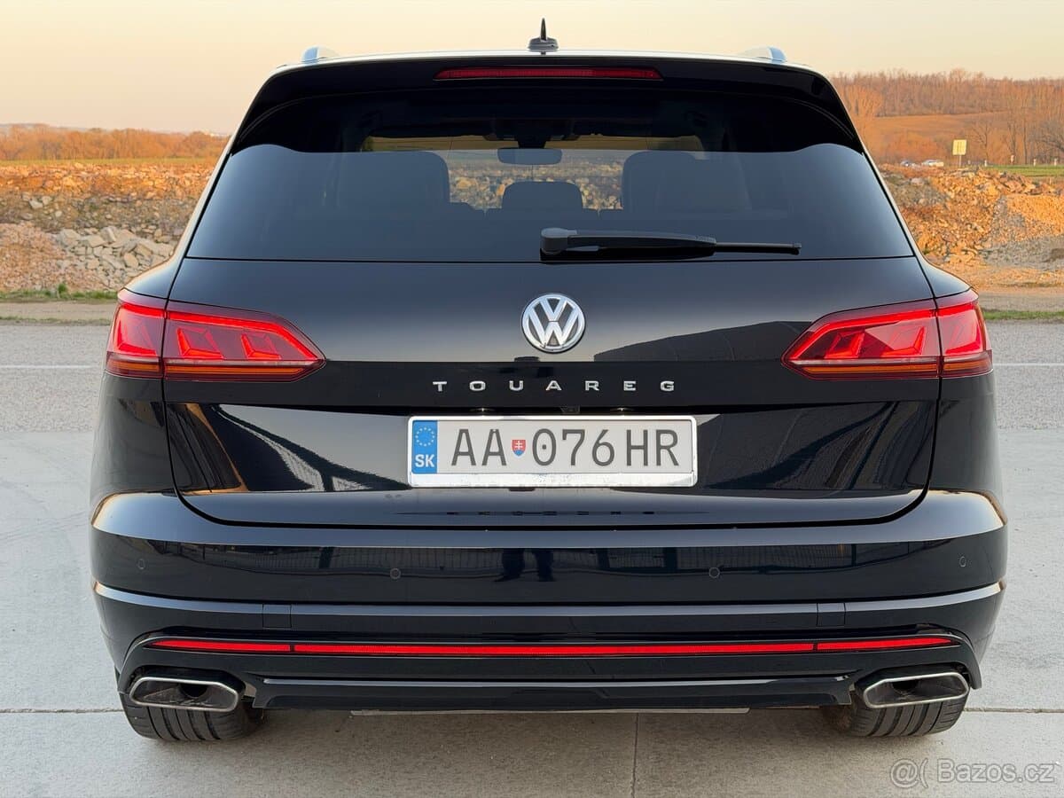 2018 Volkswagen TOUAREG - 10