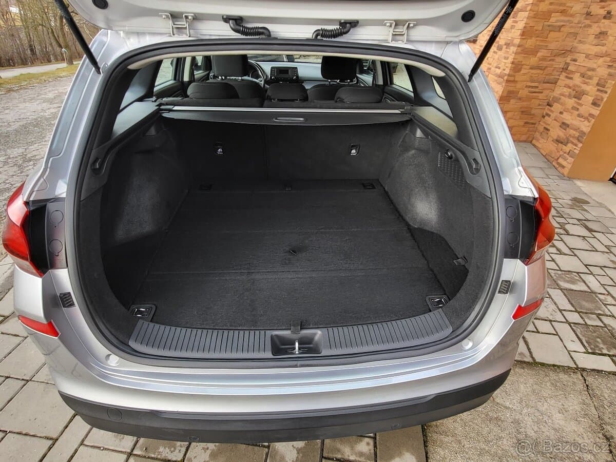 2022 Hyundai i30 - 10