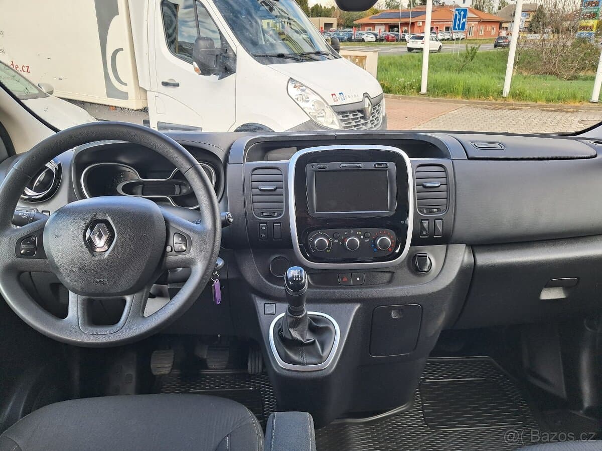 2020 Renault TRAFIC - 10
