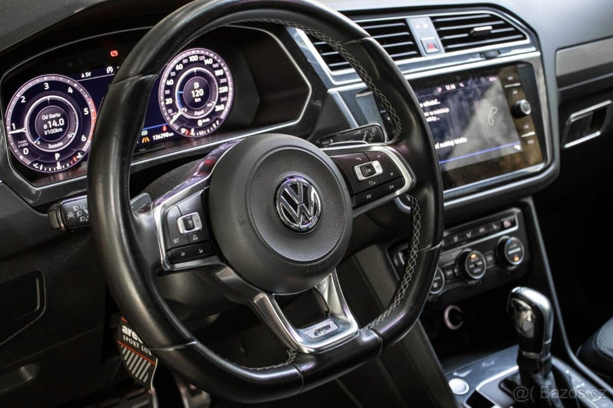 2017 Volkswagen TIGUAN - 10