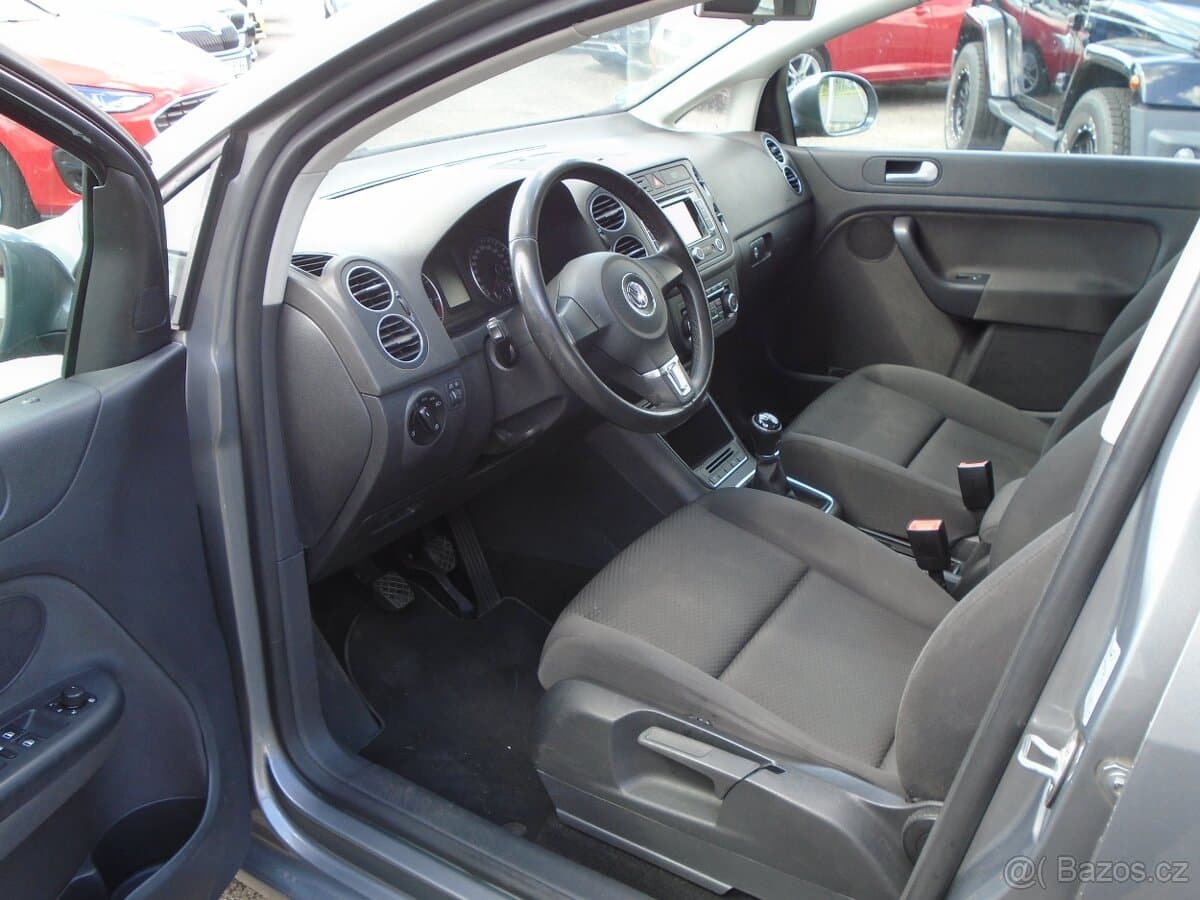 2013 Volkswagen GOLF - 10