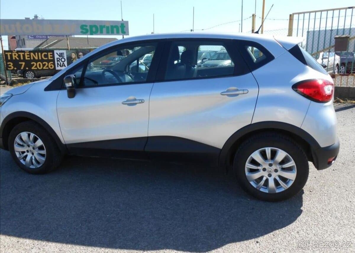 2015 Renault CAPTUR - 10