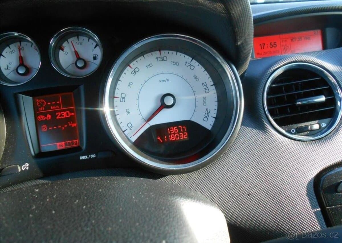 2009 Peugeot 308 - 10