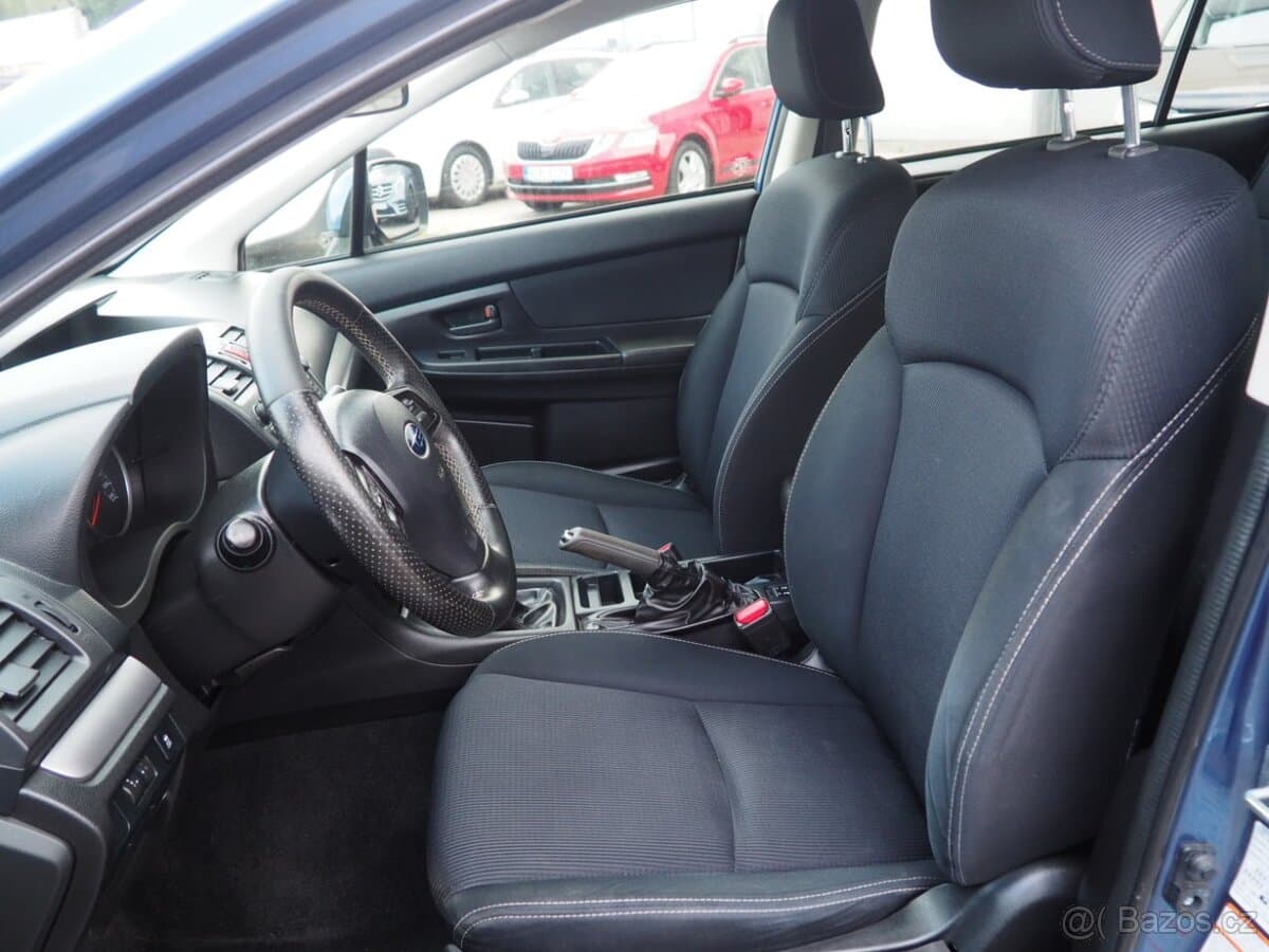 2016 Subaru XV - 10