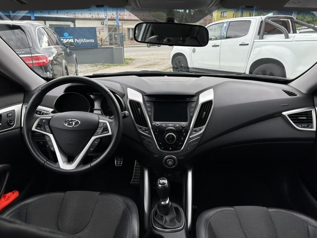 2013 Hyundai VELOSTER - 10