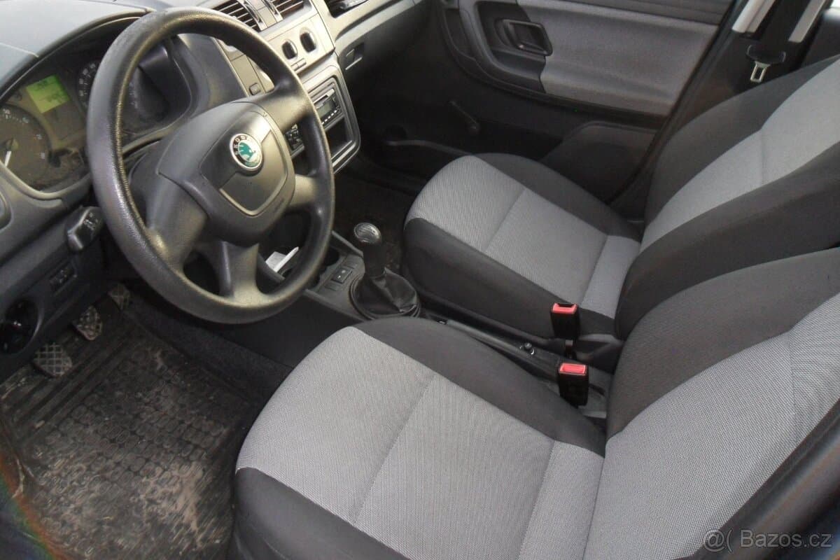 2011 Škoda FABIA - 10