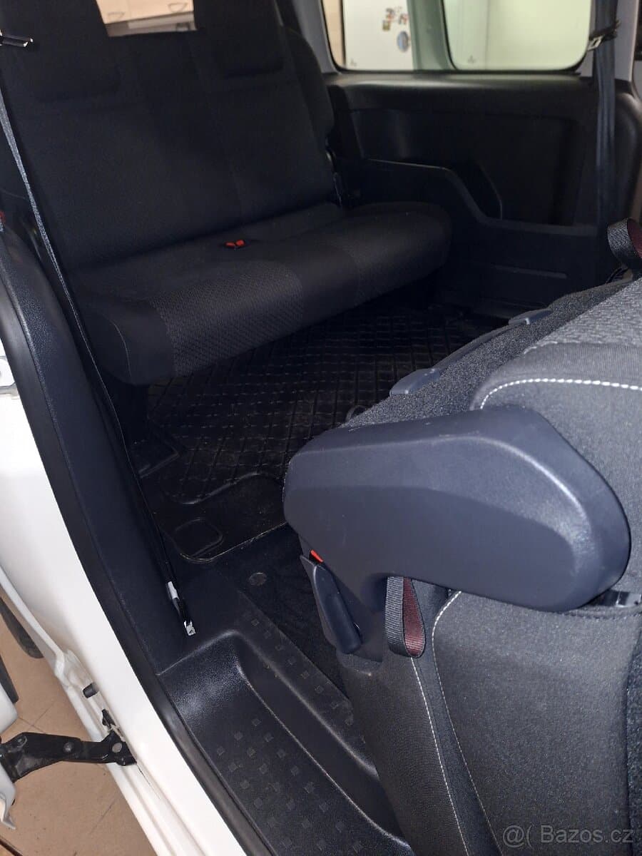 2017 Volkswagen CADDY - 10
