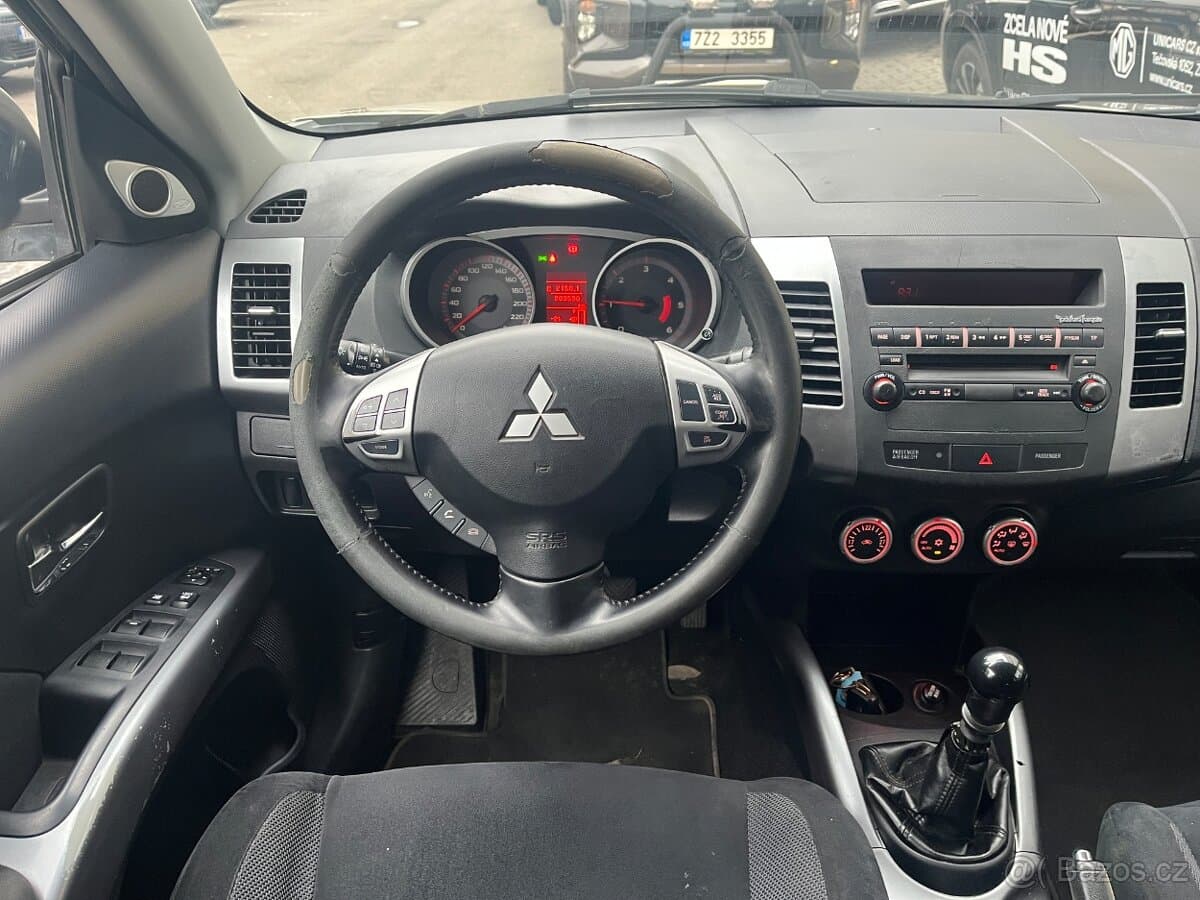 2008 Mitsubishi OUTLANDER - 10
